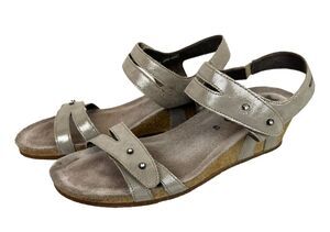 Mephisto Air Relax Beige Wedge Sport Sandal w Rhinestones Size 40 / 9.5 Casual